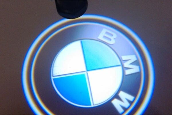 Проектор логотипов BMW